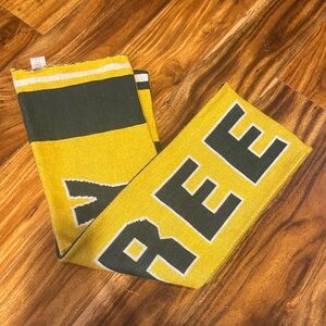 Reebok Green Bay Packers 2 sided Scarf